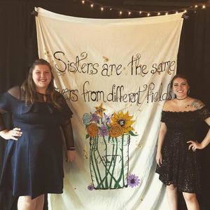 Meet your Posher, Stephanie